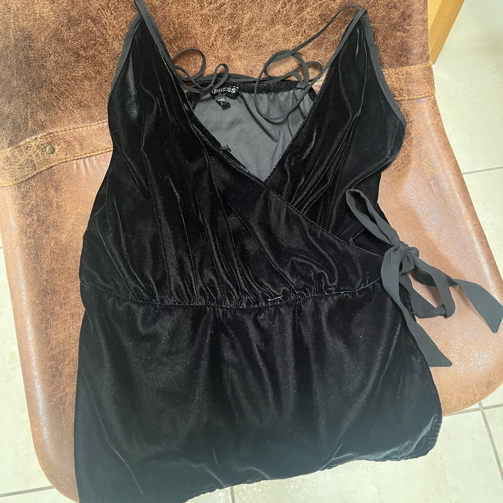 Velvet express top